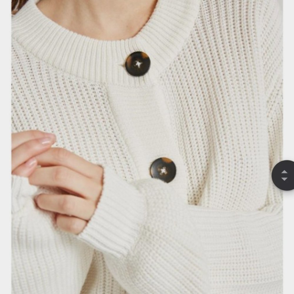 Minimum 100% Organic Cotton White Sweater Knit Cardigan